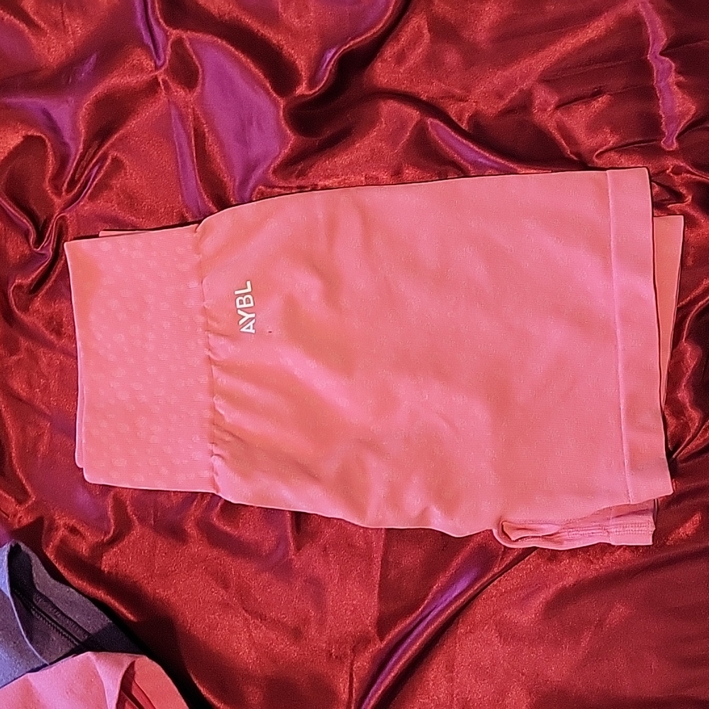 Beaybl scrunch shorts